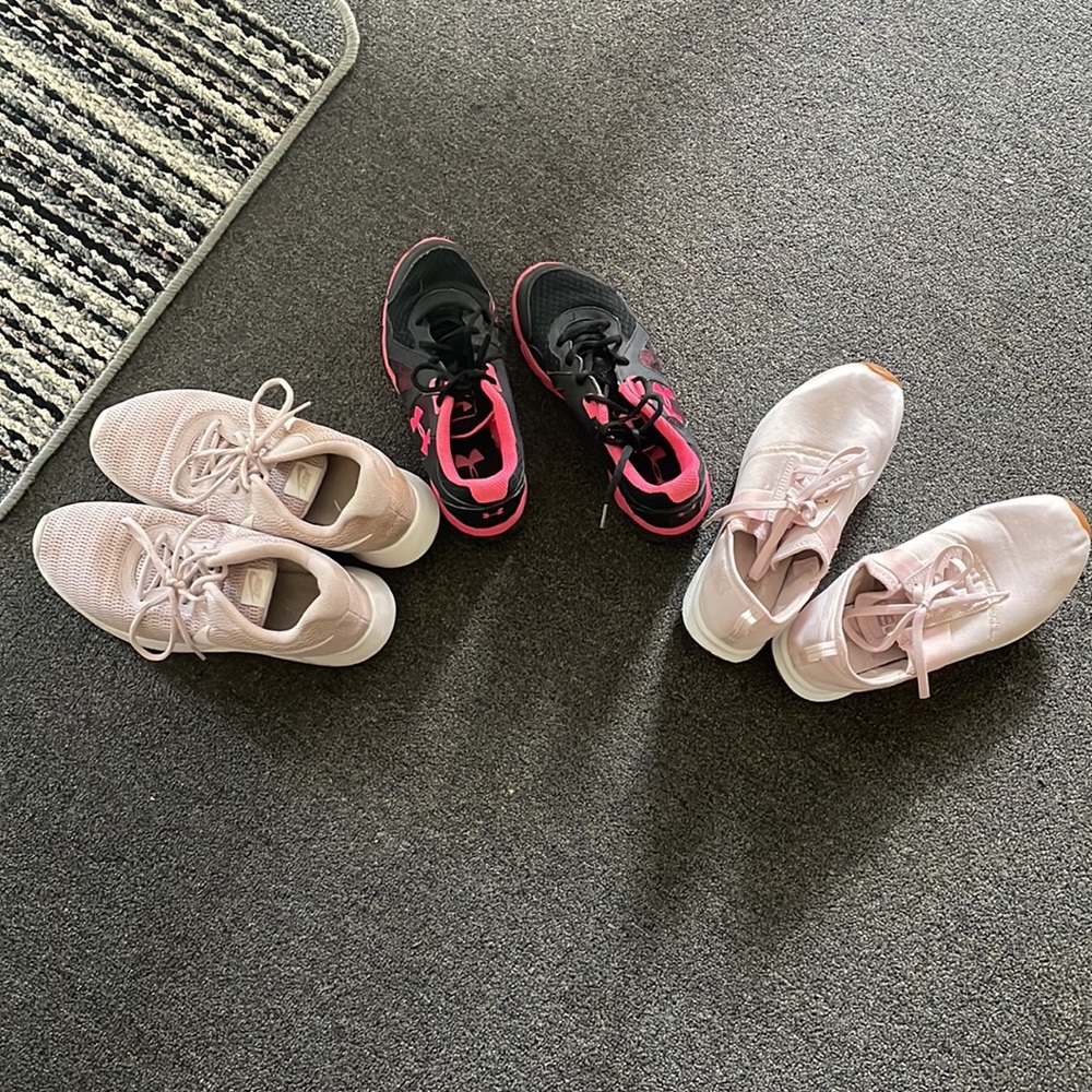 Bundle of Athlete shoes